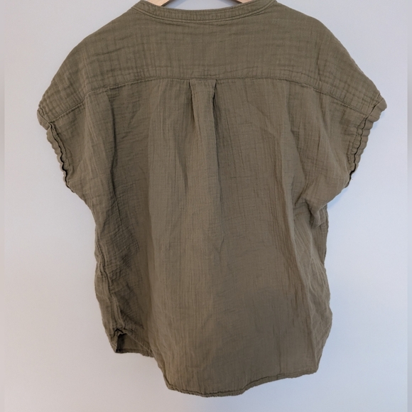 Quince 100% Organic Cotton Shirt Womens Large Green Gauze Short Roll Sleeves - Picture 7 of 9